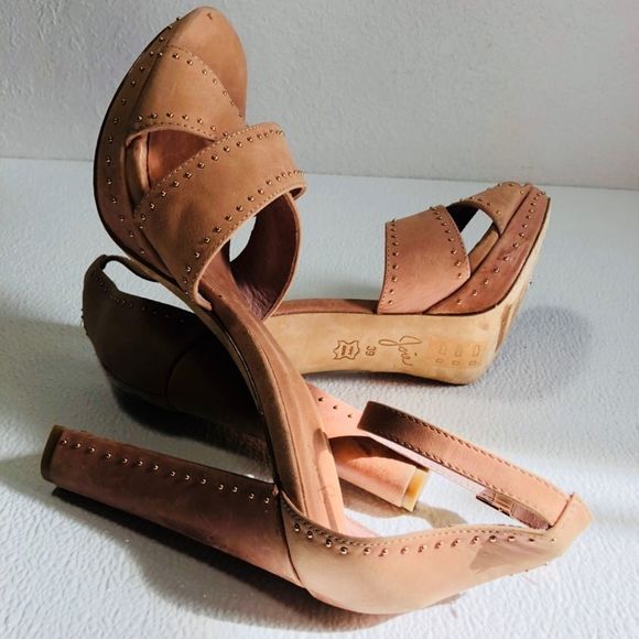 Joie tan platform heels - Picture 3 of 8